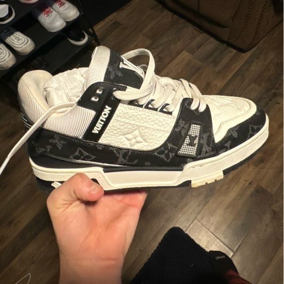 Louis Vuitton Other - LV Trainers
